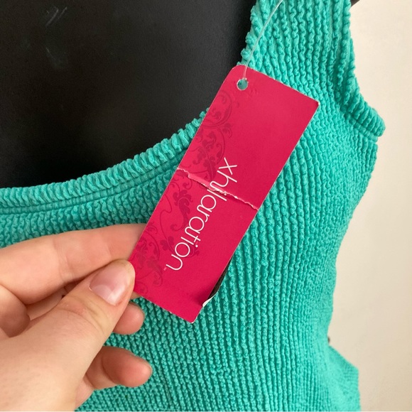 Xhilaration NWT green one piece swimsuit, high-cut, light padding L(8/10) - Picture 12 of 13